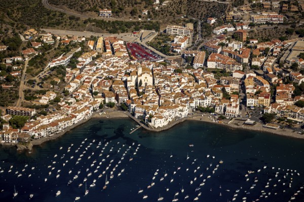 Bay of Cadaques, sailing boats, old town, Parc Natural Cap De Creus, Cadaqués, Costa Brava, Catalonia, Spain, Cadaqués, Europe, aerial view, birds-eyes view, aerial photography, aerial photography, aerial photography, overview, overview, bird's eye view, aerial photos of Spain