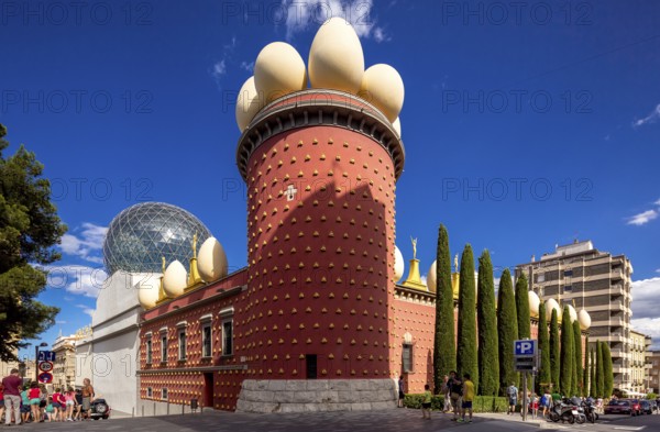 Dali Museum, Dali Museum in Figueres, entrance to the museum in the Torre Gorgot, Figueres, Figueras, Catalonia, Spain, Europe, aerial view, birds-eyes view, aerial photography, aerial photography, overview, bird's eye view