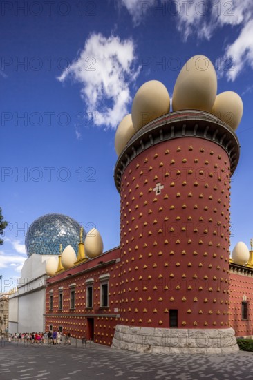 Dali Museum, Dali Museum in Figueres, entrance to the museum in the Torre Gorgot, Figueres, Figueras, Catalonia, Spain, Europe, aerial view, birds-eyes view, aerial photography, aerial photography, overview, bird's eye view