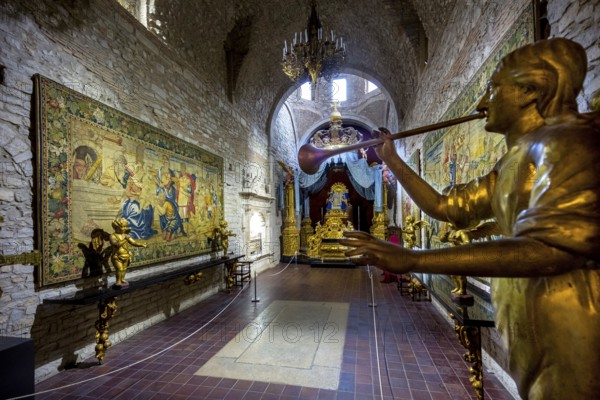 Angel with Fantare, Museu d'Art, Art Museum in the Bishop's Palace, Cathedral of Santa Maria of Gerona, Catedral Santa Maria de Girona, Girona, Cataluña, Gerona, Catalonia, Spain, Cataluña, Europe, aerial view, birds-eyes view, aerial photography, aerial photography, overview, bird's eye view