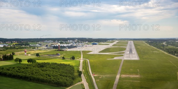 Approach to Gdansk International Airport, runway, GdaÅsk, Baltic Sea coast, pomorskie, Poland, Rebiechowo, PL, Europe, aerial view, birds-eyes view, aerial photography, aerial photography, overview, bird's eye view, northern Poland