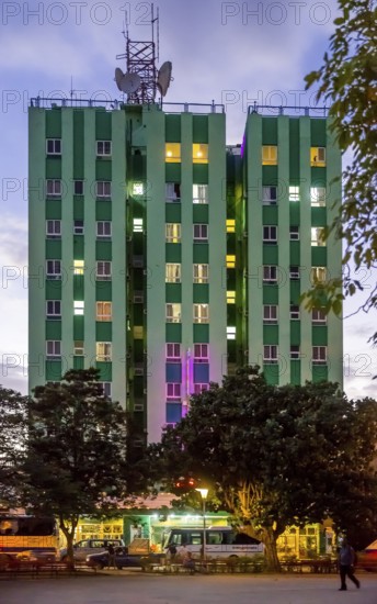 Hotel Santa Clara Libre at Vidal Park, Streetlife in the city centre of Santa Clara at Parque de Santa Clara, Santa Clara, Cuba, Villa Clara