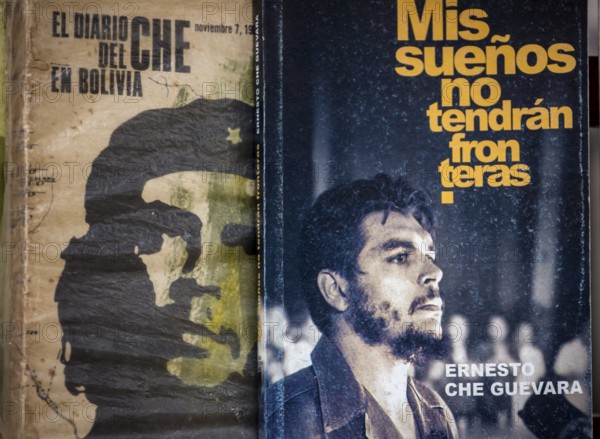 Antiquarian bookshop, used books about Ernesto Che Guevara at the flea market in the streets of Old Havana, La Habana, Cuba, Caribbean, Central America, Cuba, Europe, aerial photo, birds-eyes view, aerial photography, aerial photography, overview, bird's eye view