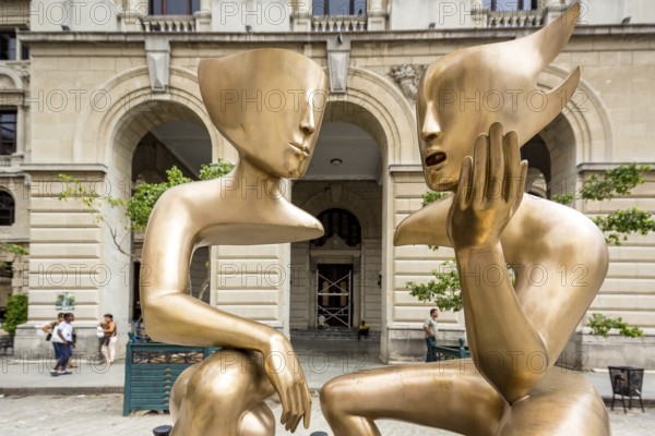 Golden art figures on the Plaza de San Francisco in the old town of Cuba, artist Etienne La Conversation, La Habana, Cuba, Caribbean, Central America, Cuba, Europe, aerial photo, birds-eyes view, aerial photography, aerial photography, overview, bird's eye view