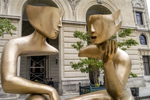 Golden art figures on the Plaza de San Francisco in the old town of Cuba, artist Etienne La Conversation, La Habana, Cuba, Caribbean, Central America, Cuba, Europe, aerial photo, birds-eyes view, aerial photography, aerial photography, overview, bird's eye view