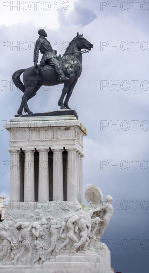 Equestrian Monument of Maximo Gomez at the Avenida del Porto, La Habana, Havana, Cuba, Cuba, Europe, aerial view, birds-eyes view, aerial photography, aerial photography, overview, bird's eye view