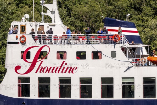 Tourists overdeck on excursion ship Showline, flying mantle liner, fjord, Flåm, Bakka, Sogn og Fjordane, Norway, Scandinavia, Europe, NOR, travel, tourism, destination, sightseeing, sea voyage, Hurtigruten, Hurtigruten voyage, tourism, Norwegian, Scandinavian, tourist, cruise, adventure trip, ship, tourist ship, seafaring, shipping