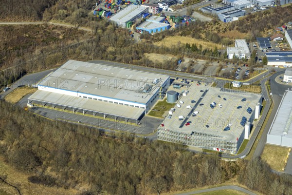 Aerial view, commercial area Gerlingen with Amazon DNX3, Hillmicke, Wenden, Sauerland, North Rhine-Westphalia, Germany, DE, Europe, commercial enterprises, commercial area, commercial property, commercial site, commercial use, industrial area, industrial site, aerial photograph, aerial photography, aerial photography, overview, bird's-eye view, overview