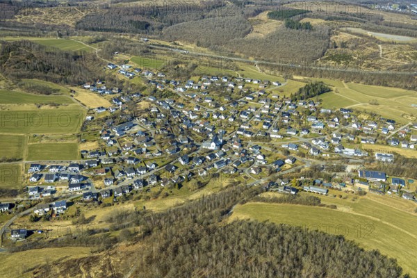Aerial view, forest area and residential area, local view, district Hillmicke, Wenden, Sauerland, North Rhine-Westphalia, Germany, DE, Europe, property tax, real estate, aerial view, aerial photography, aerial photography, overview, bird's-eye view, residential complex, living and living, residential area, residential quality, residential neighbourhood, housing estate, residential district, birds-eyes view, overview