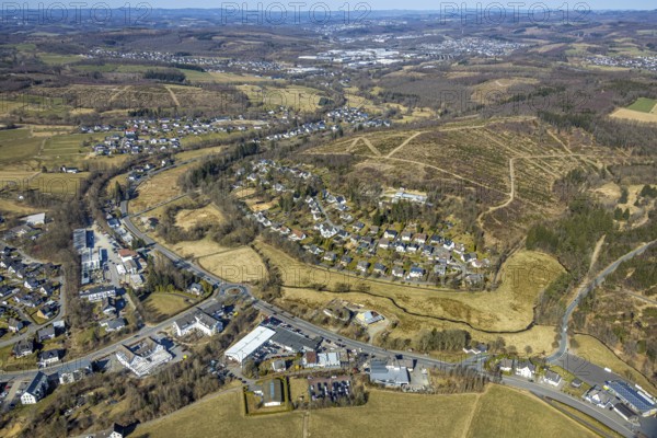 Aerial view, residential area, view of Rothemühle, Vahlberg pit, forest area with forest damage, Rothemühle, Wenden, Sauerland, North Rhine-Westphalia, Germany, DE, Europe, property tax, real estate, aerial view, aerial photography, aerial photography, overview, bird's-eye view, residential complex, living and living, residential area, residential quality, residential neighbourhood, housing estate, residential area, birds-eyes view, overview
