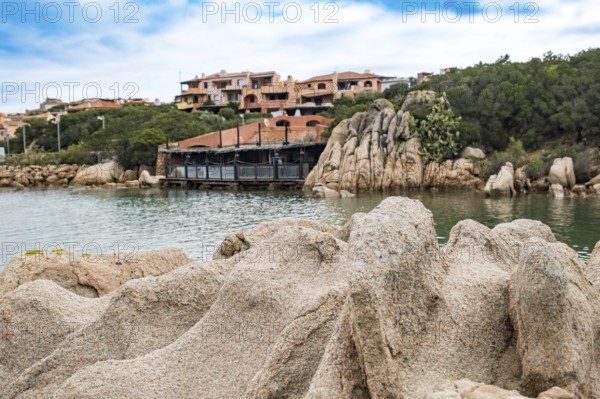Sardinia, residential complex, worth seeing harbour town Porto Cervo, coast and bay, Arzachena, Europe, province Sassari, Italy, architecture, boats, bay, village, fishing, building, harbour, harbour town, island, coast, coastal landscape, landscape, luxury, sea view, sea coast, Mediterranean Sea, panorama, Porto Cervo, travel, sight, sightseeing, summer, tourism, holiday, holiday region, residential buildings, flats, yachts, exclusive, picturesque, Mediterranean, tourism