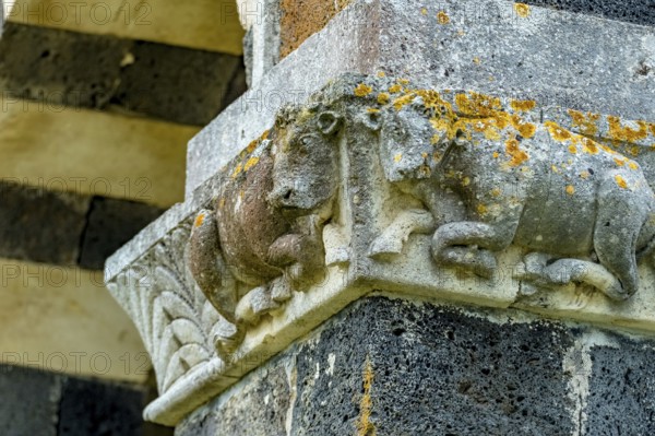 Sardinia, animal motifs cow capital, Santissima Trinitàdi Saccargia, Romanesque church, Codrongianos, Europe, Province of Sassari, Italy, architecture, detail, close-up, heritage, history, interior, capital, church, cow, culture, art, motif, ornament, relief, sacred building, Santissima Trinità di Saccargia, sight, sightseeing, sculpture, stonemasonry, symbolism, animal motifs, tourism, decoration, historical site, Italian, medieval, religious, Romanesque, traditional