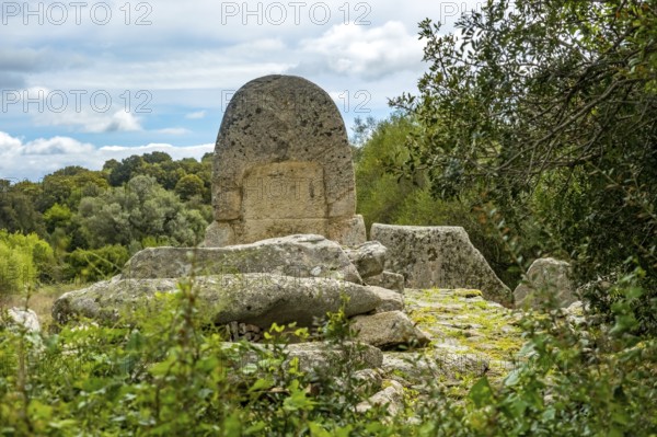 Sardinia, Nuraghic people, tomb of the giants Coddu Vecchiu, cult site, tomba dei giganti Coddu Ecchju, historical tomb of large stones, Arzachena, Europe, province of Sassari, Italy, antiquity, architecture, archaeology, building, Coddu Vecchiu, heritage, open-air, history, giant tomb, tombs, cult site, culture, landscape, megaliths, monument, nature, Nuraghier, travelling, ruins, sight, sightseeing, stone structure, tourism, tourist attraction, ancient, large stones, historical, historical tomb, Mediterranean, prehistoric