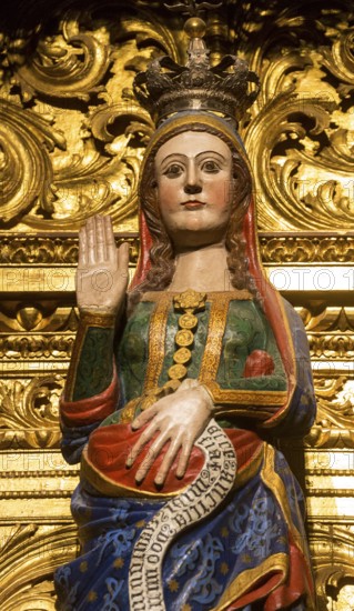 Statue of the pregnant Virgin Mary, depiction of the pregnant Virgin Mary, Sé Catedral de Évora Basílica Sé Catedral de Nossa Senhora da Assunção, Evora, District of Évora, Portugal