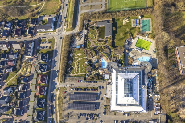 Aerial view, Aqua Spa and Aqua Fun Soest adventure pool, Soest, Soester Börde, North Rhine-Westphalia, Germany, bathing establishment, bathing resort, DE, Europe, outdoor pool, leisure activities, indoor pool, aerial view, aerial photography, aerial photography, swimming pool, swimming pool, overview, bird's-eye view, overview