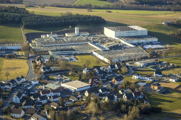 Aerial view, Stockum town centre, Tillmann Wellpappe-Verpackungen factory premises, commercial area, Stockum, Sundern, Sauerland, North Rhine-Westphalia, Germany, DE, Europe, commercial enterprises, commercial area, commercial property, commercial site, commercial use, industrial area, industrial site, aerial photograph, aerial photography, aerial photography, overview, bird's-eye view, bird's-eye view, overview