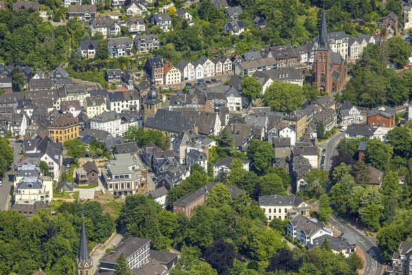 Aerial view, Old Town with Protestant Old Church Langenberg and Catholic Church St. Michael, Langenberg, Velbert, Ruhr area, North Rhine-Westphalia, Germany, place of worship, DE, Europe, religious community, place of worship, holy place, church, parish, denomination, aerial view, aerial photography, aerial photography, religion, religious site, overview, bird's-eye view, bird's-eye view, overview