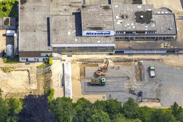 Aerial view, Nizzabad construction site, planned demolition for the construction of a new natural outdoor swimming pool, Langenberg, Velbert, Ruhr area, North Rhine-Westphalia, Germany, bathing establishment, bathing resort, construction work, construction area, construction site, construction site, construction project, construction project, construction site, DE, Europe, outdoor swimming pool, aerial view, aerial photography, aerial photography, overview, bird's eye view, birds-eyes view, overview