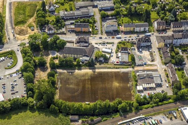 Aerial view, sports field at Bonsfelder Straße, day care centre Die Brücke, Langenberg, Velbert, Ruhr area, North Rhine-Westphalia, Germany, DE, Europe, football pitch, kindergarten, day care centre, day care centre, aerial photograph, aerial photography, aerial photography, sports, sports facilities, sports field, sports facility, overview, bird's-eye view, overview