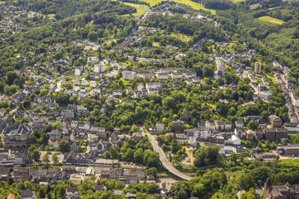 Aerial view, city view Eckeshagen with tunnel Velbert-Langenberg at Dr.-Hans-Karl-Glinz-Straße corner Hauptstraße, historic town house, Langenberg, Velbert, Ruhr area, North Rhine-Westphalia, Germany, DE, Europe, property tax, real estate, aerial view, aerial photography, aerial photography, overview, bird's eye view, residential area, living and living, residential area, residential quality, residential neighbourhood, housing estate, residential area, birds-eyes view, overview
