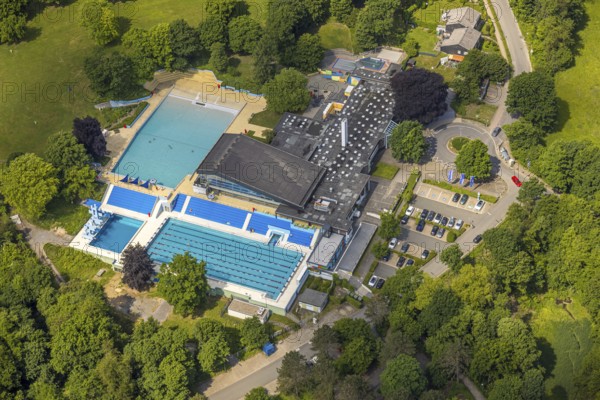 Aerial view, Panoramabad Velbert-Neviges outdoor and indoor swimming pool, Neviges, Velbert, Ruhr area, North Rhine-Westphalia, Germany, bathing establishment, bathing resort, DE, Europe, outdoor swimming pool, leisure activities, aerial view, aerial photography, aerial photography, swimming pool, swimming pool, overview, bird's-eye view, overview