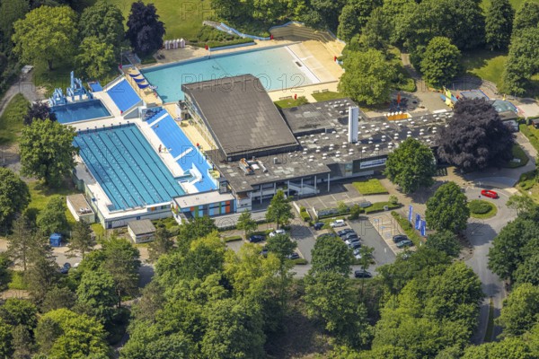 Aerial view, Panoramabad Velbert-Neviges outdoor and indoor swimming pool, Neviges, Velbert, Ruhr area, North Rhine-Westphalia, Germany, bathing establishment, bathing resort, DE, Europe, outdoor swimming pool, leisure activities, aerial view, aerial photography, aerial photography, swimming pool, swimming pool, overview, bird's-eye view, overview