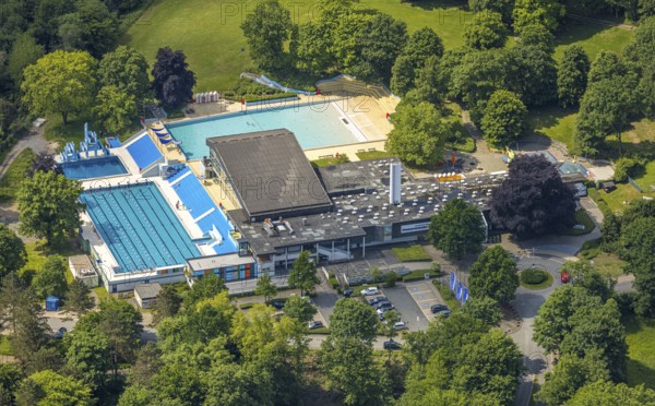 Aerial view, Panoramabad Velbert-Neviges outdoor and indoor swimming pool, Neviges, Velbert, Ruhr area, North Rhine-Westphalia, Germany, bathing establishment, bathing resort, DE, Europe, outdoor swimming pool, leisure activities, aerial view, aerial photography, aerial photography, swimming pool, swimming pool, overview, bird's-eye view, overview