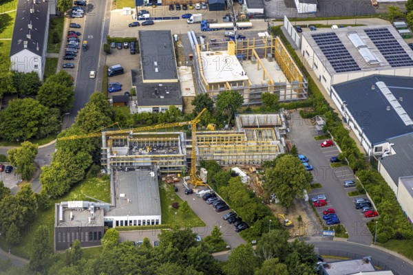 Aerial view, construction site and construction crane with new building Am Rosenkamp, Velbert, Ruhr area, North Rhine-Westphalia, Germany, construction work, construction area, construction site, building plots, construction measure, construction project, construction site, DE, Europe, aerial view, aerial photography, aerial photography, overview, bird's-eye view, overview, VelbertMitte