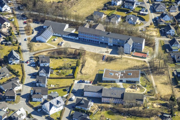 Aerial photo, KGS Kath. Grundschule Gerlingen and Kath. Kindergarten Kiga St. Antonius, Gerlingen, Wenden, Sauerland, North Rhine-Westphalia, Germany, education, educational institution, DE, Europe, kindergarten, day care centre, day nursery, day care centre, educational institute, aerial photo, aerial photography, aerial photography, school, overview, bird's-eye view, overview