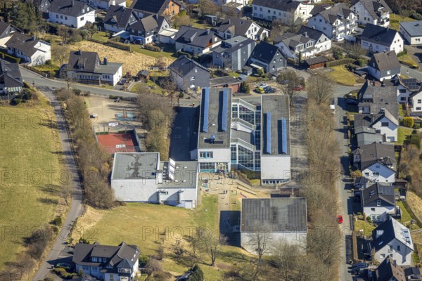 Aerial view, primary school with swimming pool and gymnasium, Möllmicke, Wenden, Sauerland, North Rhine-Westphalia, Germany, DE, Europe, aerial view, aerial photography, aerial photography, overview, bird's eye view, birds-eyes view, overview
