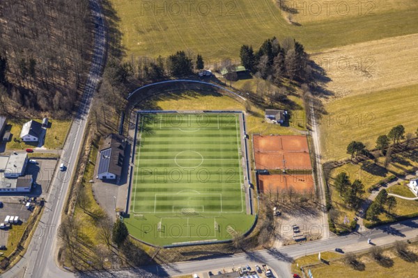 Aerial view, football stadium sports field Hünsborn and tennis courts TC Hünsborn, Hünsborn, Wenden, Sauerland, North Rhine-Westphalia, Germany, DE, Europe, football field, football stadium, football club, aerial view, aerial photography, aerial photography, sports, sports facilities, sports field, sports facility, stadium, tennis, tennis courts, overview, bird's eye view, birds-eyes view, overview