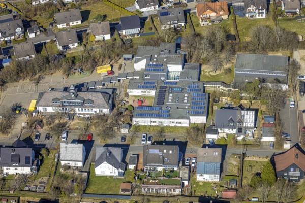 Aerial view, day nursery Unterm Regenbogen, community primary school Hünsborn, Kardinal-Jäger-Straße, Hünsborn, Wenden, Sauerland, North Rhine-Westphalia, Germany, DE, Europe, kindergarten, day nursery, day care centre, day nursery, aerial photography, aerial photography, overview, bird's eye view, overview