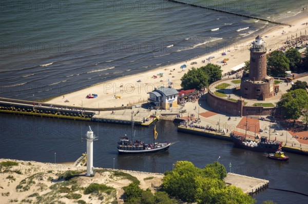 KoÅ'obrzeg, Kolobrzeg, lighthouse with bastion, Baltic Sea beach, Baltic Sea coast, Województwo zachodniopomorskie, Poland, Kolobrzeg, Województwo zachodniopomorskie, PL, Europe, aerial view, birds-eyes view, aerial photography, overview, bird's eye view, northern Poland