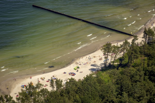 Beach west of KoÅ'obrzeg, Kolobrzeg, Dzwirzyno, Baltic Sea coast, Województwo zachodniopomorskie, Poland, Dzwirzyno, Województwo zachodniopomorskie, PL, Europe, aerial view, birds-eyes view, aerial photography, overview, bird's eye view, northern Poland