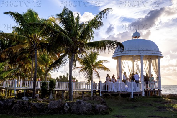 Wedding pavilion on the beach of Varadero with sunset in the hotel complex PARADISUS VARADERO RESORT SPA, Varadero, Cuba, Matanzas, Cuba, Central America
