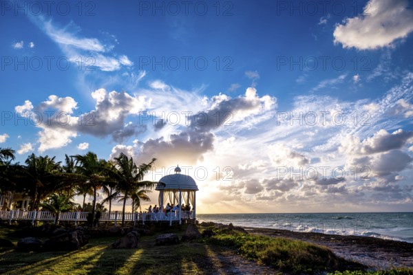 Wedding pavilion on the beach of Varadero with sunset in the hotel complex PARADISUS VARADERO RESORT SPA, Varadero, Cuba, Matanzas, Cuba, Central America