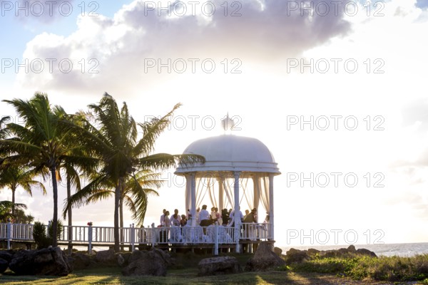 Wedding pavilion on the beach of Varadero with sunset in the hotel complex PARADISUS VARADERO RESORT SPA, Varadero, Cuba, Matanzas, Cuba, Central America