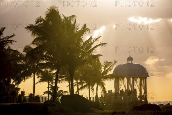 Wedding pavilion on the beach of Varadero with sunset in the hotel complex PARADISUS VARADERO RESORT SPA, Varadero, Cuba, Matanzas, Cuba, Central America