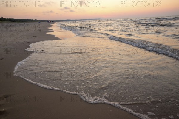 Eastern beach of ÅšwinoujÅ'cie, Swinoujscie, Baltic Sea coast, Baltic Sea, Województwo zachodniopomorskie, Poland, Swinoujscie, Województwo zachodniopomorskie, PL, Europe, aerial view, birds-eyes view, aerial photography, aerial photography, overview, bird's eye view