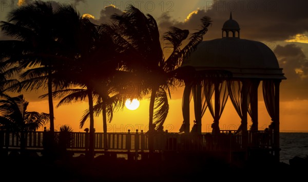 Wedding pavilion on the beach of Varadero with sunset in the hotel complex PARADISUS VARADERO RESORT SPA, Varadero, Cuba, Matanzas, Cuba, Central America