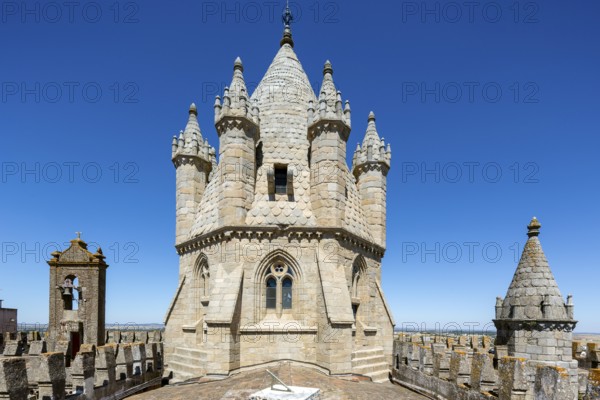 UNESCCO World Heritage Site, Tower of the Sé Catedral de Évora Basílica Sé Catedral de Nossa Senhora da Assunção, Evora, District of Évora, Portugal