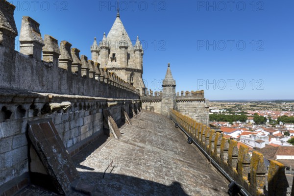 UNESCCO World Heritage Site, Tower of the Sé Catedral de Évora Basílica Sé Catedral de Nossa Senhora da Assunção, Evora, District of Évora, Portugal