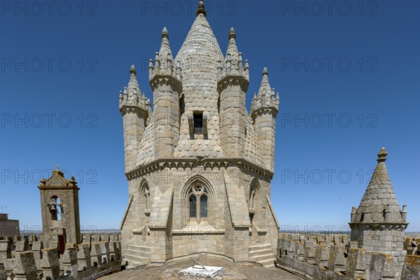 UNESCCO World Heritage Site, Tower of the Sé Catedral de Évora Basílica Sé Catedral de Nossa Senhora da Assunção, Evora, District of Évora, Portugal