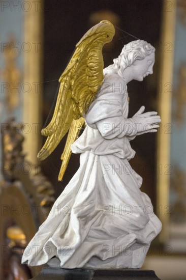 Angel with Golden Wings, Capela dos ossos parede, Chapel of the Bones, Chapel of the Bones, Ossuary in Évora, Evora, District of Évora, Portugal
