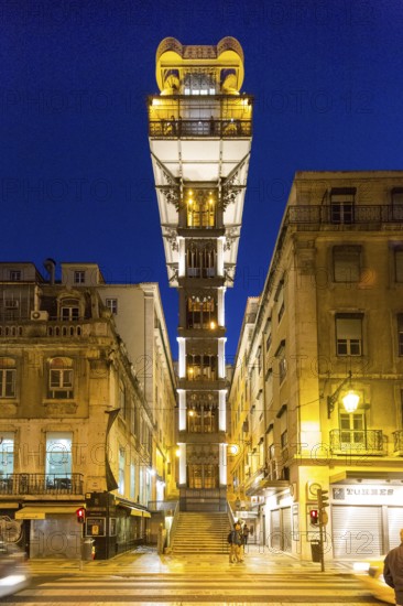 The most famous lift in Portugal Elevador do Município or Elevador da Biblioteca and Elevador de S. Julião, Lisbon, District of Lisbon, Portugal
