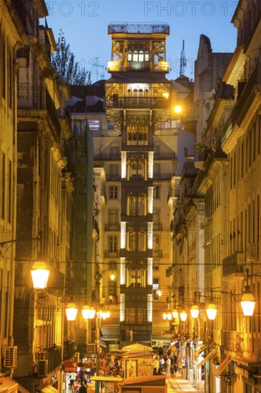 The most famous lift in Portugal Elevador do Município or Elevador da Biblioteca and Elevador de S. Julião, Lisbon, District of Lisbon, Portugal
