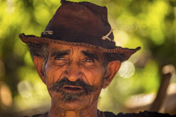 Sugar cane farmer in Valle de los Ingenios, portrait with hat, Trinidad, Cuba, Sancti Spíritus, Cuba, Sancti Spíritus