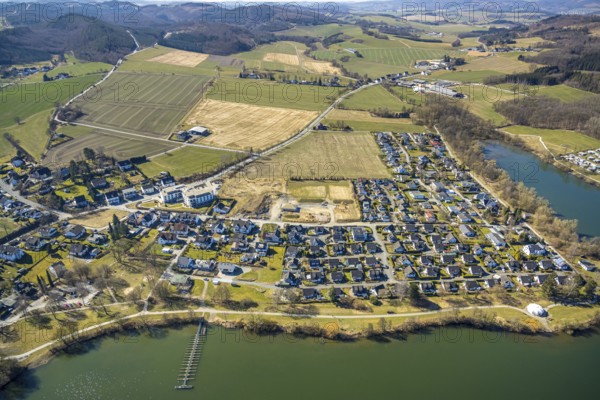 Aerial view, Sorpesee, new residential area Westufer in Amecke, Sundern, Sauerland, North Rhine-Westphalia, Germany, DE, Europe, property tax, real estate, aerial view, aerial photography, aerial photography, local recreation area, lake, Sorpetalsperre, overview, bird's eye view, living and life, residential area, residential quality, residential neighbourhood, housing estate, residential district, birds-eyes view, overview