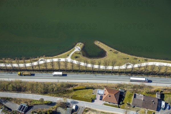 Aerial view, Sorpesee, hiking trail and bay at the Seestraße in Amecke, Sundern, Sauerland, North Rhine-Westphalia, Germany, DE, Europe, aerial view, aerial photography, aerial photography, recreation area, lake, Sorpe dam, overview, bird's eye view, birds-eyes view, overview