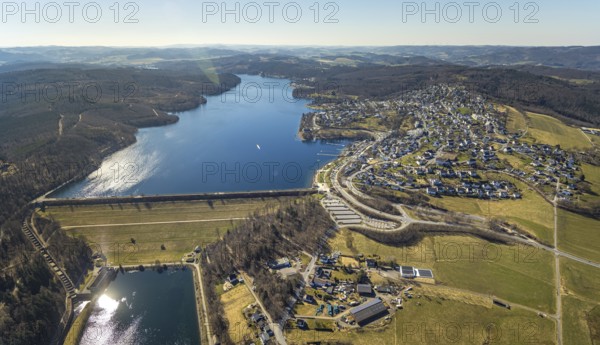 Aerial view, Lake Sorpe with dam, Langscheid, Sundern, Sauerland, North Rhine-Westphalia, Germany, DE, Europe, aerial view, aerial photography, aerial photography, recreation area, lake, Sorpe dam, overview, bird's-eye view, overview